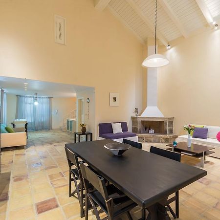 Villa Oliva, In A Serene Location & Private Pool, By Zantewize Akrotiri  エクステリア 写真