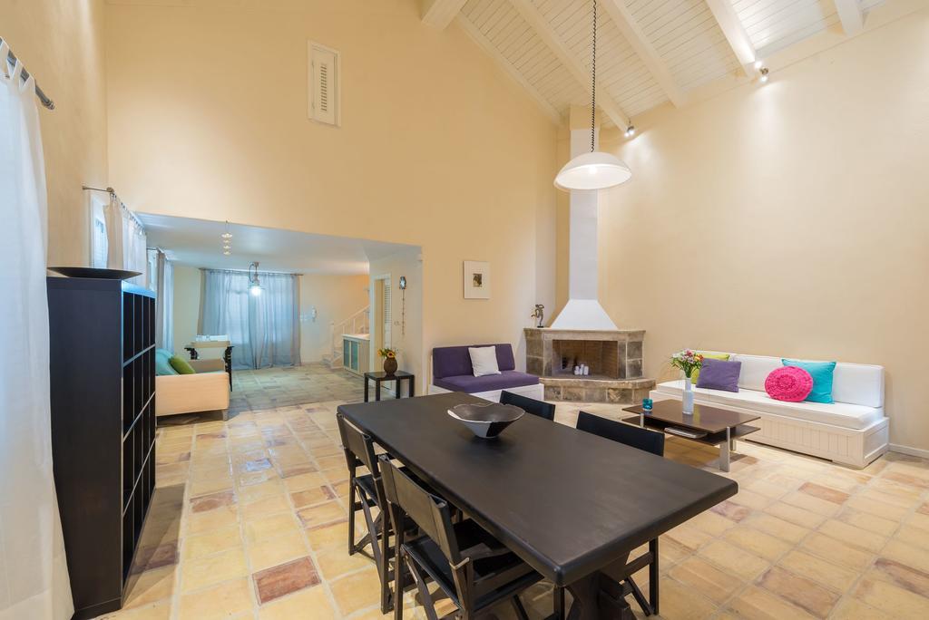 Villa Oliva, In A Serene Location & Private Pool, By Zantewize Akrotiri  エクステリア 写真