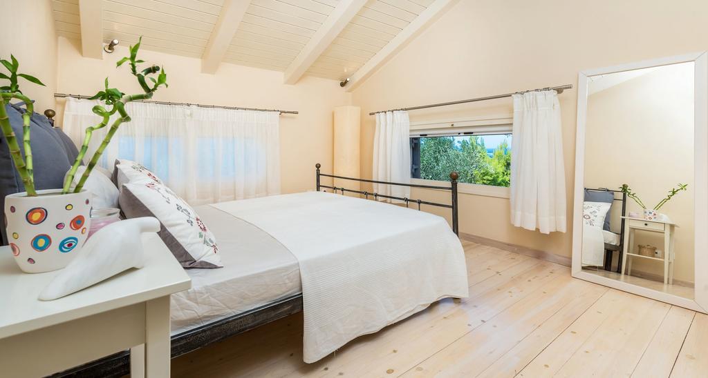 Villa Oliva, In A Serene Location & Private Pool, By Zantewize Akrotiri  エクステリア 写真