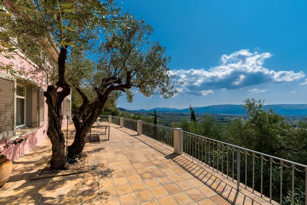 Villa Oliva, In A Serene Location & Private Pool, By Zantewize Akrotiri  エクステリア 写真